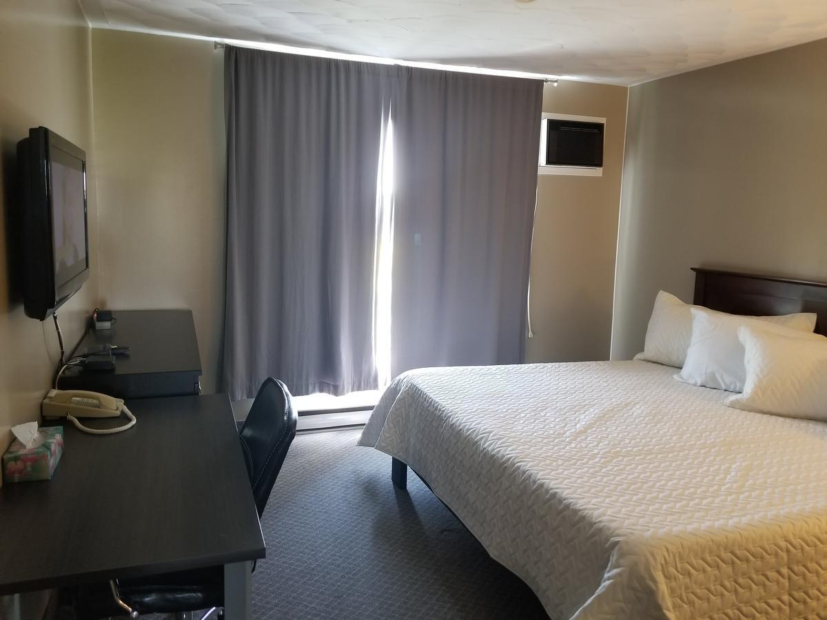 骑士旅馆－伍德斯托克汽车旅馆 外观 照片
